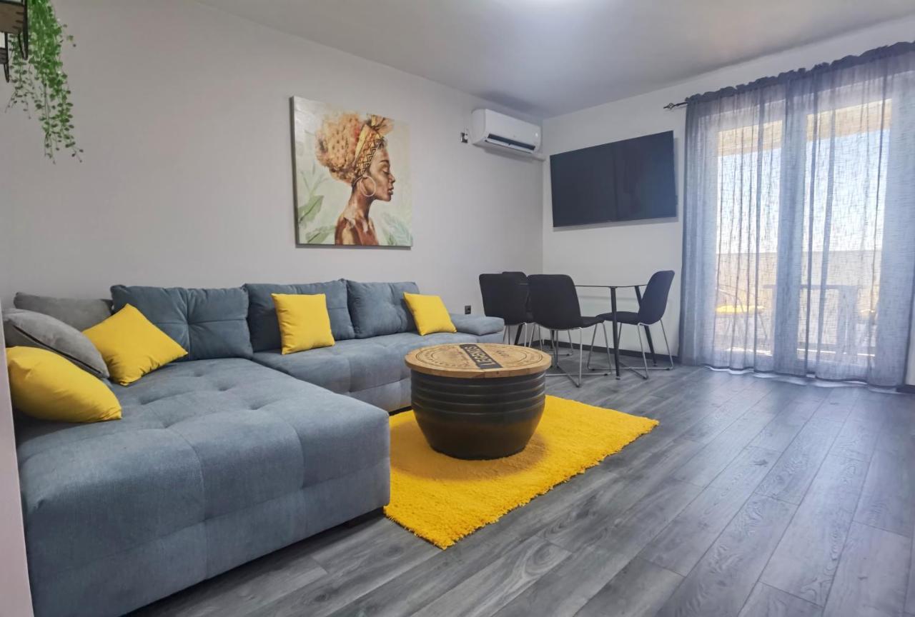 Apartment Pek Crikvenica Exteriör bild