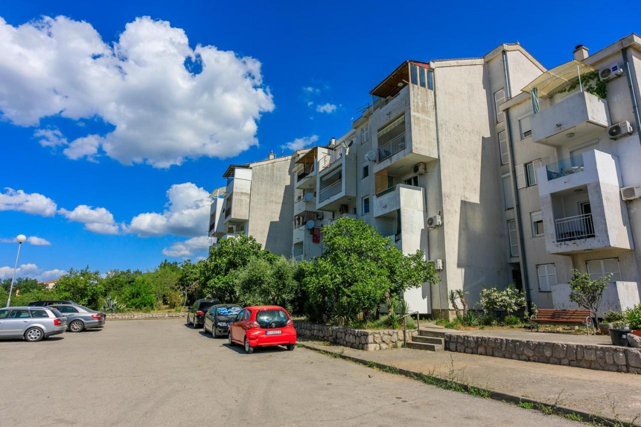 Apartment Pek Crikvenica Exteriör bild